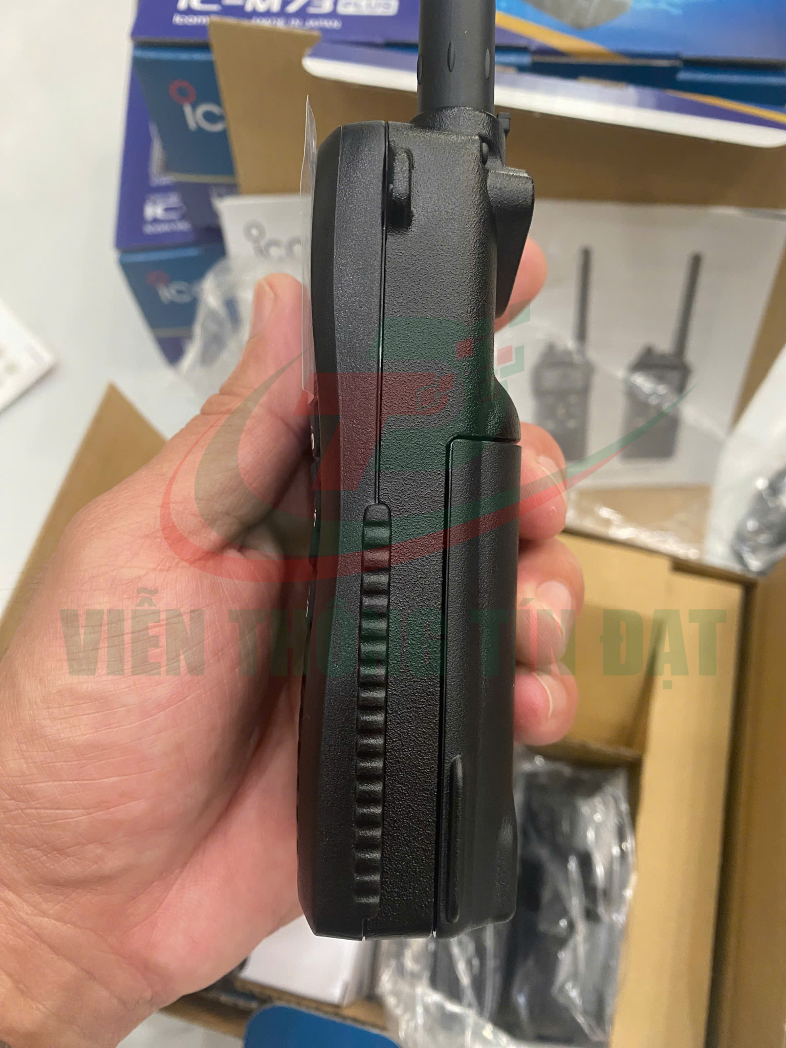Bộ đàm Icom IC-M73 - Ảnh 3