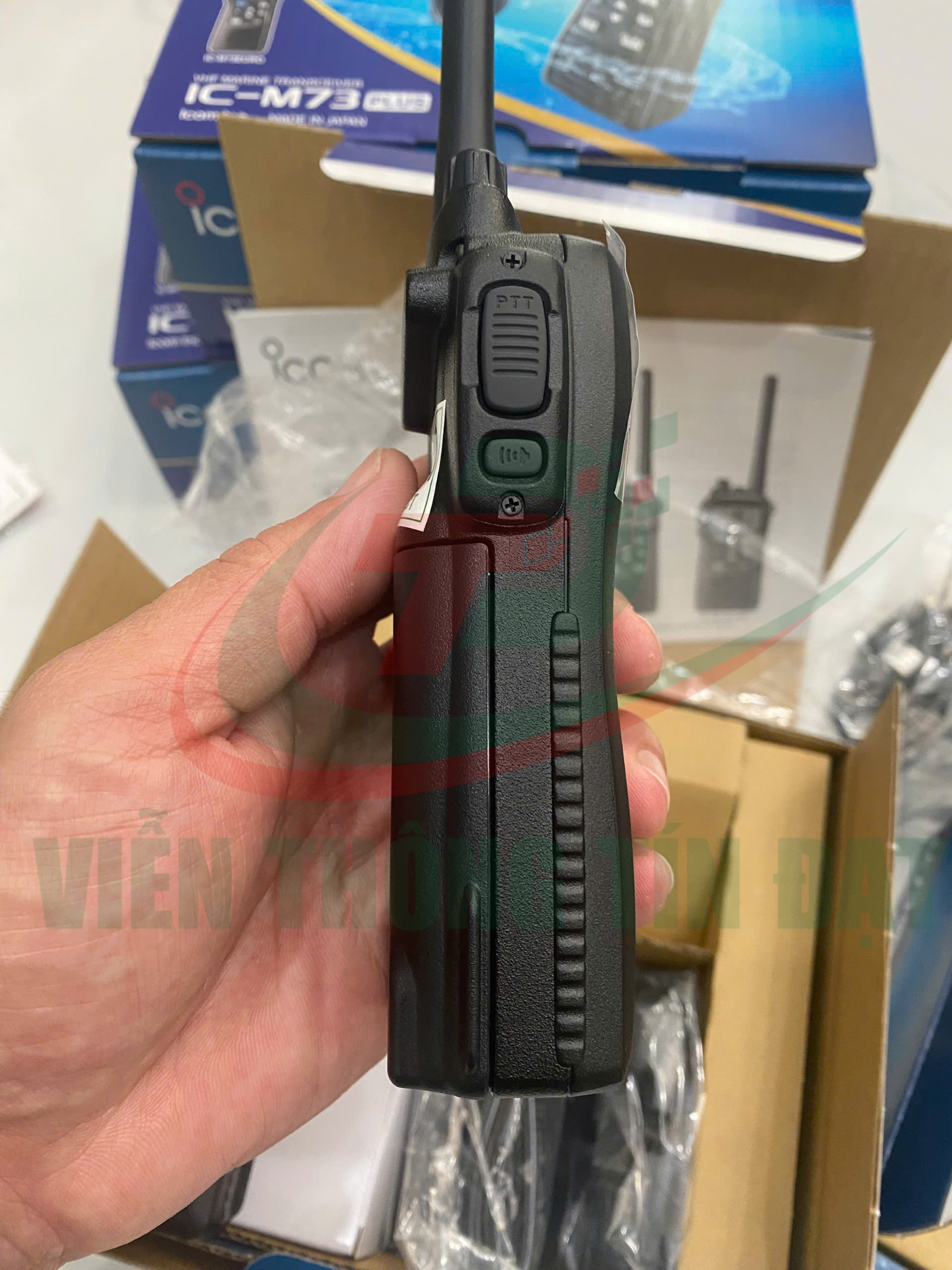 Bộ đàm Icom IC-M73 - Ảnh 2